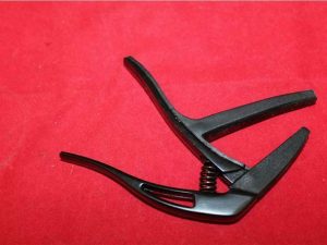 Stagg Curved Capo
