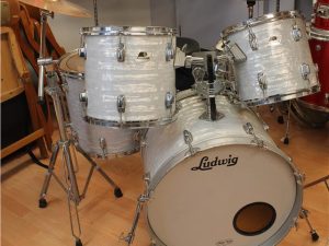 Ludwig Drum Kit – Ivory (Collection Only)