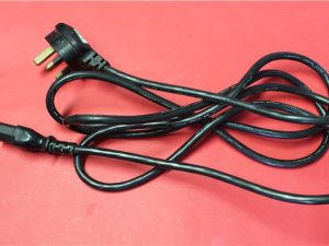 UK Plug to IEC C13 Mains Cable (Kettle Lead) Approx. 2 Meters