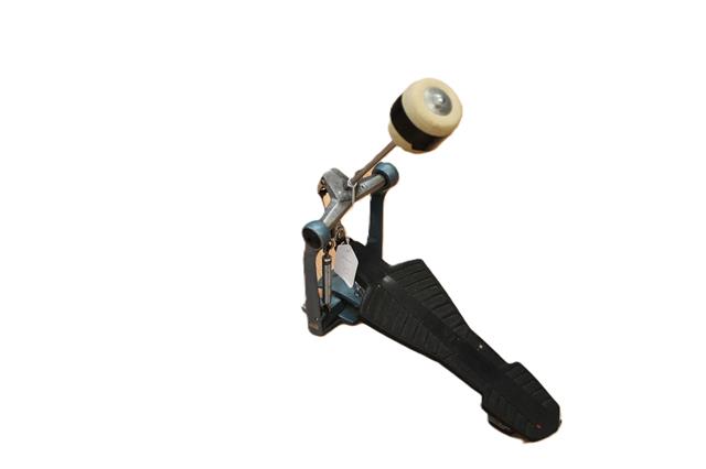 https://shared1.ad-lister.co.uk/UserImages/04d903ed-fca1-47f6-8664-73aff100945d/Img/percussionanddrums/376700003.jpg