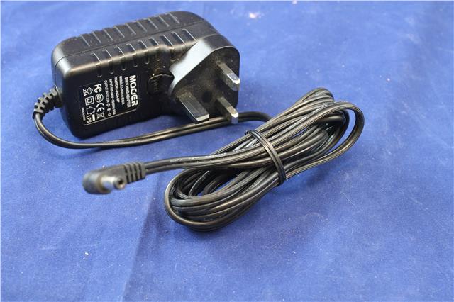 https://shared1.ad-lister.co.uk/UserImages/04d903ed-fca1-47f6-8664-73aff100945d/Img/cables leads/IMG_4097.JPG