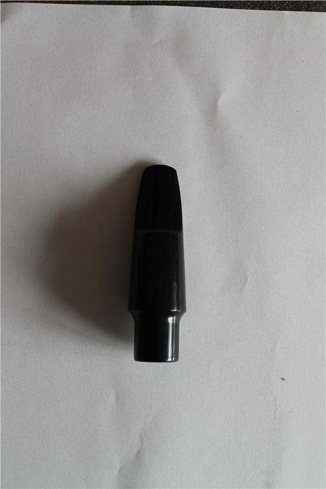 https://shared1.ad-lister.co.uk/UserImages/04d903ed-fca1-47f6-8664-73aff100945d/Img/mouthpieces/OGPN-004816-(6).JPG